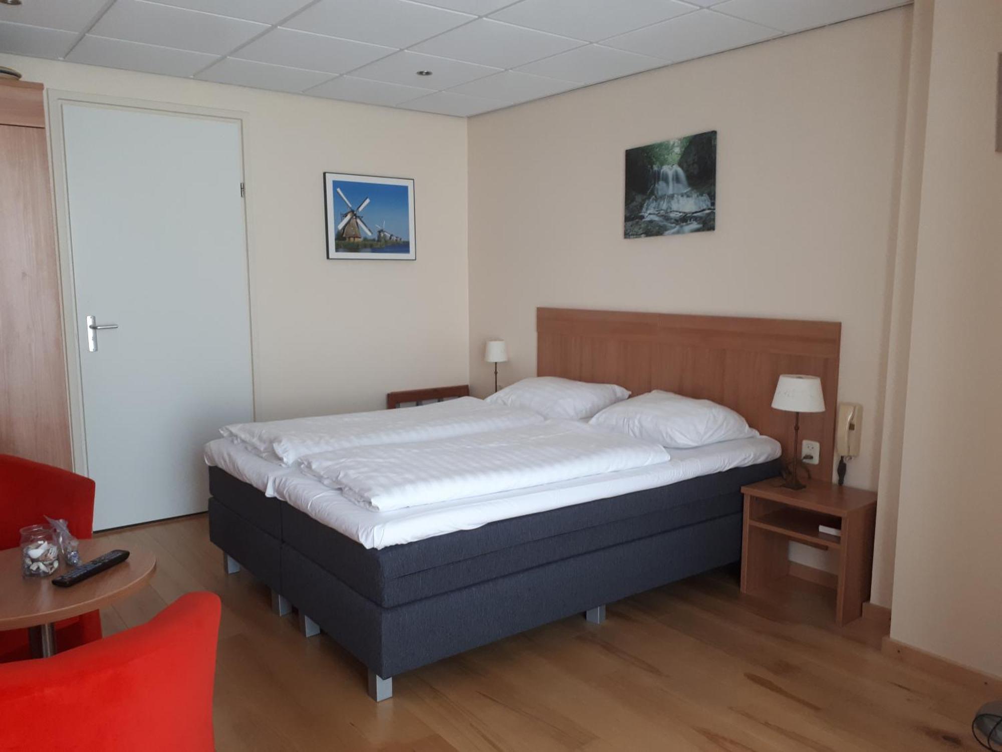 Hotel De Dennen Egmond aan Zee Zimmer foto