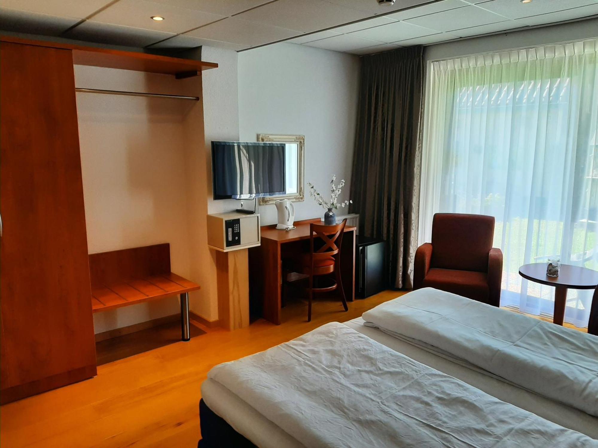 Hotel De Dennen Egmond aan Zee Zimmer foto